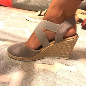 me too brinley espadrille wedge